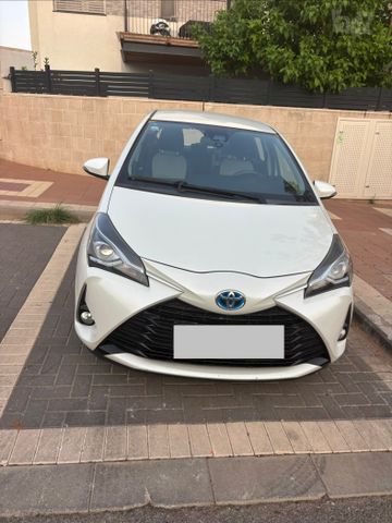 מודעת רכב טויוטה יאריס