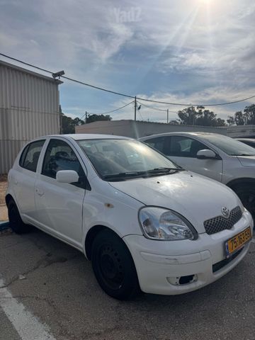 מודעת רכב טויוטה יאריס