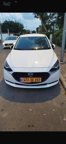 מודעת רכב מאזדה 2