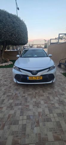 מודעת רכב טויוטה קאמרי