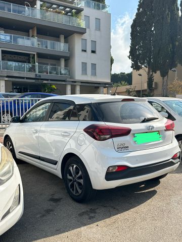 מודעת רכב יונדאי i20