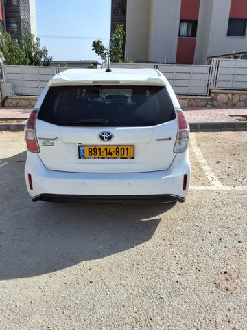 מודעת רכב טויוטה פריוס פלוס
