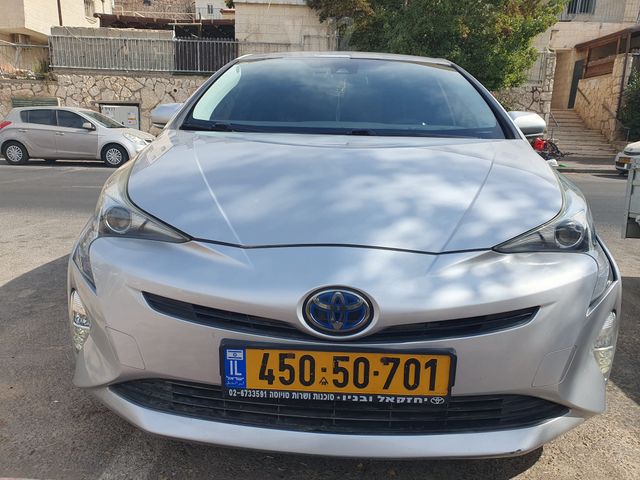 מודעת רכב טויוטה פריוס