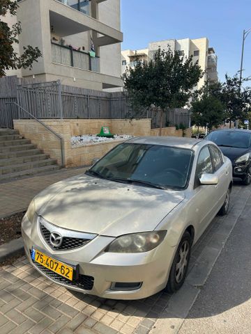 מודעת רכב מאזדה 3