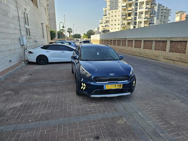 מודעת רכב קיה נירו