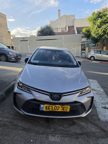 מודעת רכב טויוטה קורולה