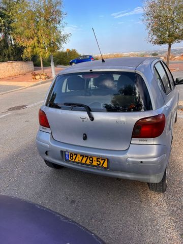 מודעת רכב טויוטה יאריס