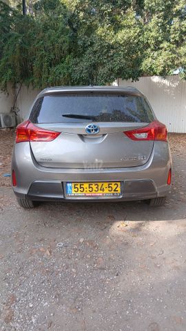 מודעת רכב טויוטה אוריס