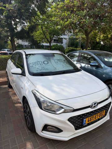 מודעת רכב יונדאי i20