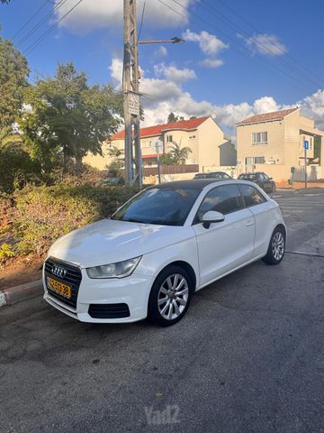 מודעת רכב אאודי A1