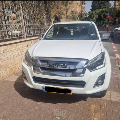 מודעת רכב איסוזו די-מקס