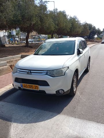 מודעת רכב מיצובישי אאוטלנדר