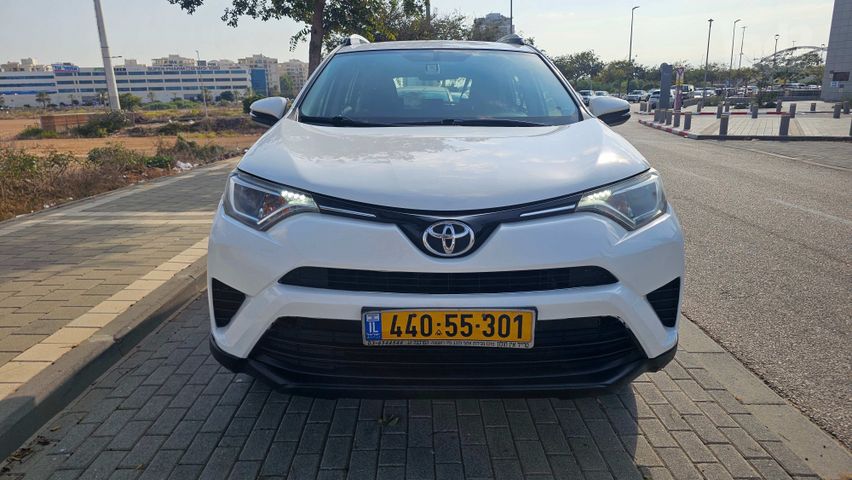 מודעת רכב טויוטה RAV4