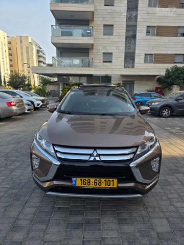 מודעת רכב מיצובישי אקליפס קרוס 2
