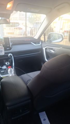 מודעת רכב טויוטה RAV4