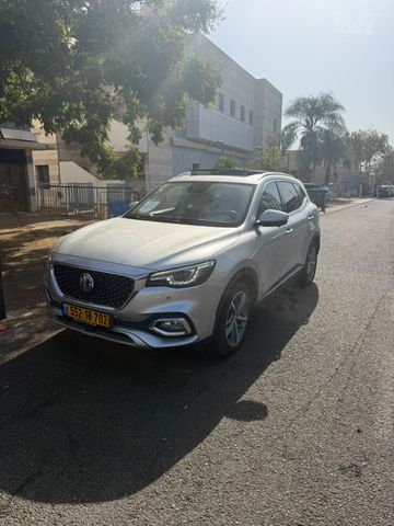 מודעת רכב אם ג'י EHS PHEV