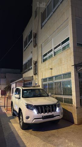 מודעת רכב טויוטה לנד קרוזר