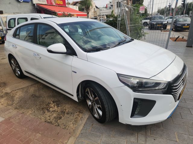 מודעת רכב יונדאי איוניק 2