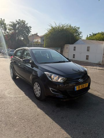 מודעת רכב יונדאי i20