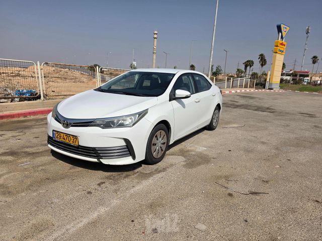 מודעת רכב טויוטה קורולה