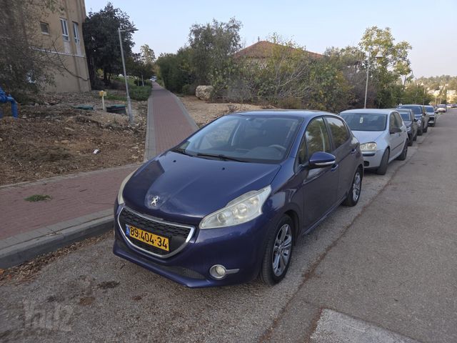 מודעת רכב פיג'ו 208
