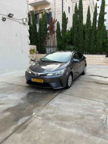 מודעת רכב טויוטה קורולה