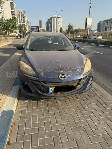 מודעת רכב מאזדה 3