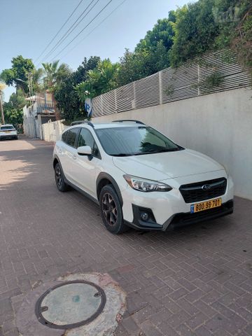 מודעת רכב סובארו XV
