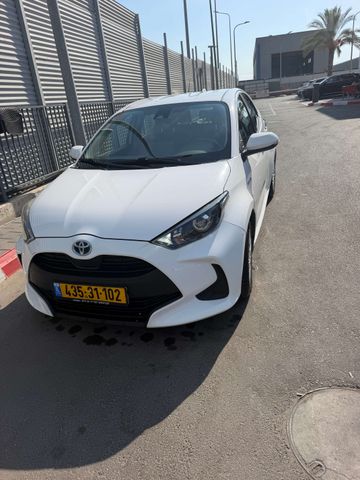 מודעת רכב טויוטה יאריס