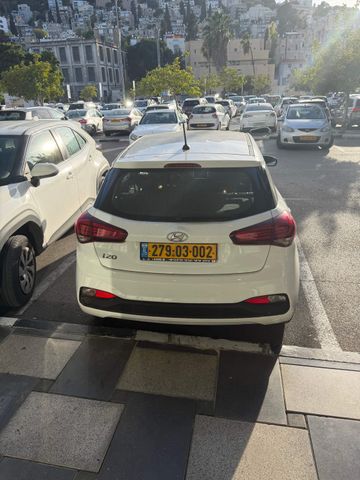 מודעת רכב יונדאי i20