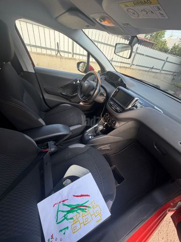 מודעת רכב פיג'ו 208