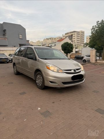 מודעת רכב טויוטה סיינה