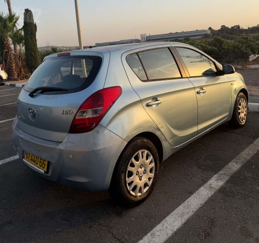 מודעת רכב יונדאי i20