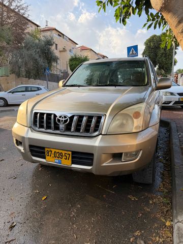 מודעת רכב טויוטה לנד קרוזר