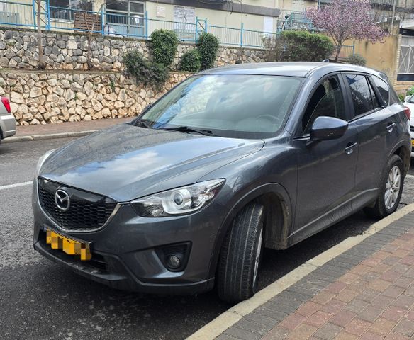 מודעת רכב מאזדה CX-5