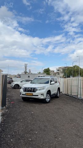 מודעת רכב טויוטה לנד קרוזר