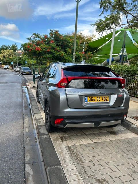 מודעת רכב מיצובישי אקליפס קרוס