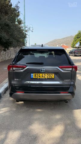 מודעת רכב טויוטה RAV4