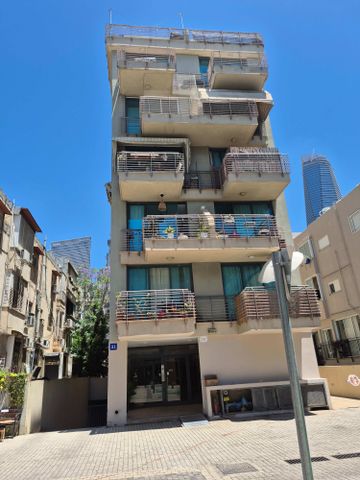 דירה למכירה בתל אביב יפו — 5