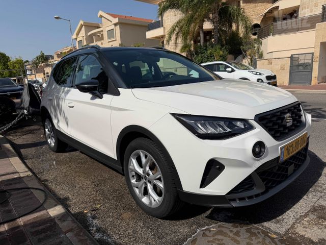 מודעת רכב סיאט ארונה