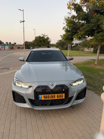 מודעת רכב ב מ וו i4