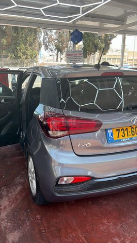 מודעת רכב יונדאי i20