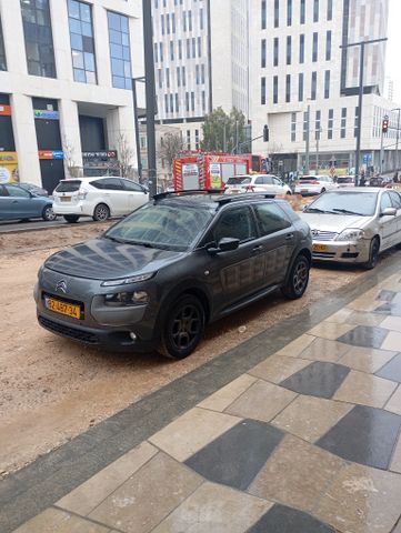 מודעת רכב סיטרואן C4