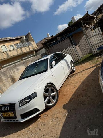 מודעת רכב אאודי A4