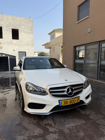 מודעת רכב מרצדס-בנץ E-class