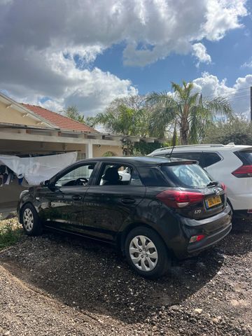 מודעת רכב יונדאי i20
