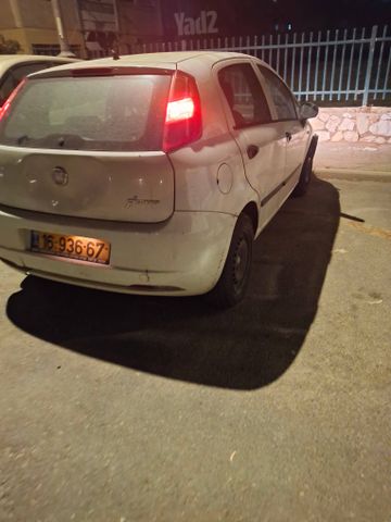 מודעת רכב פיאט פונטו