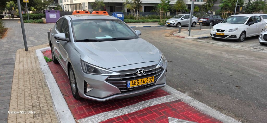 מודעת רכב יונדאי אלנטרה