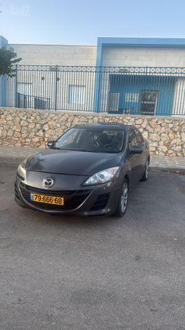 מודעת רכב מאזדה 3