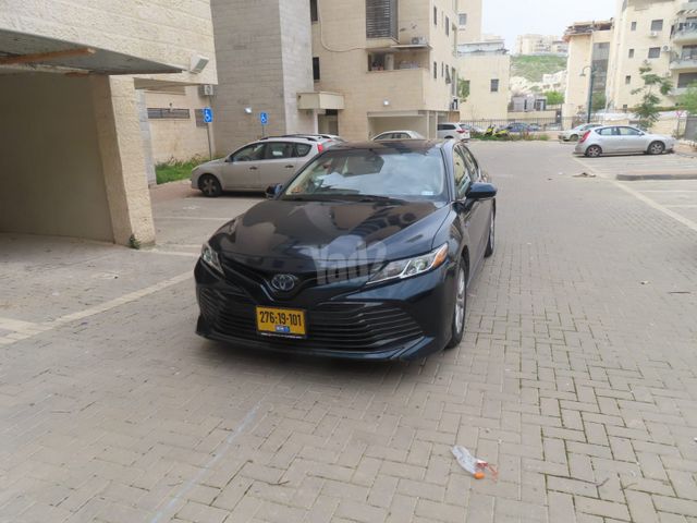 מודעת רכב טויוטה קאמרי